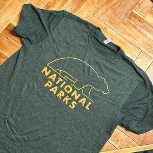 National parks t shirt mens L
